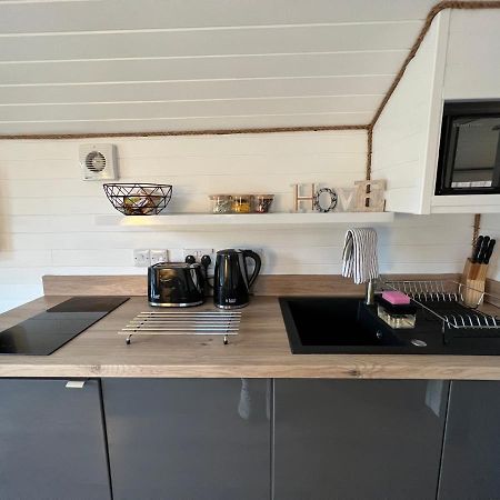 Westwind Pod Apartment Fort William Ngoại thất bức ảnh